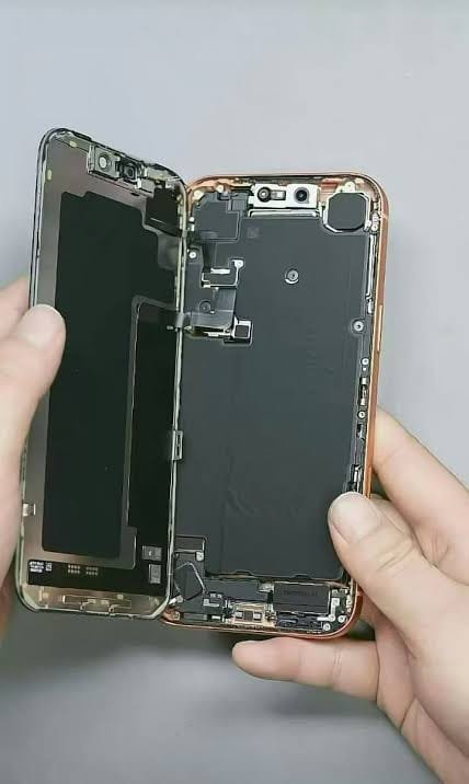 Karnna Smartphone Repair gallery image 8